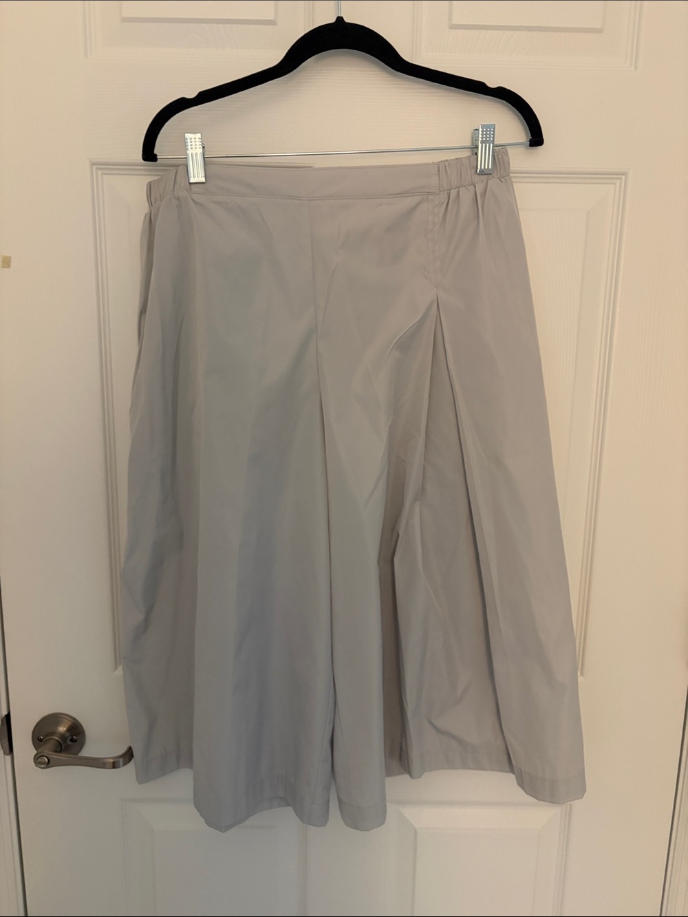 PLANET Light Gray Pleated Women's Culottes